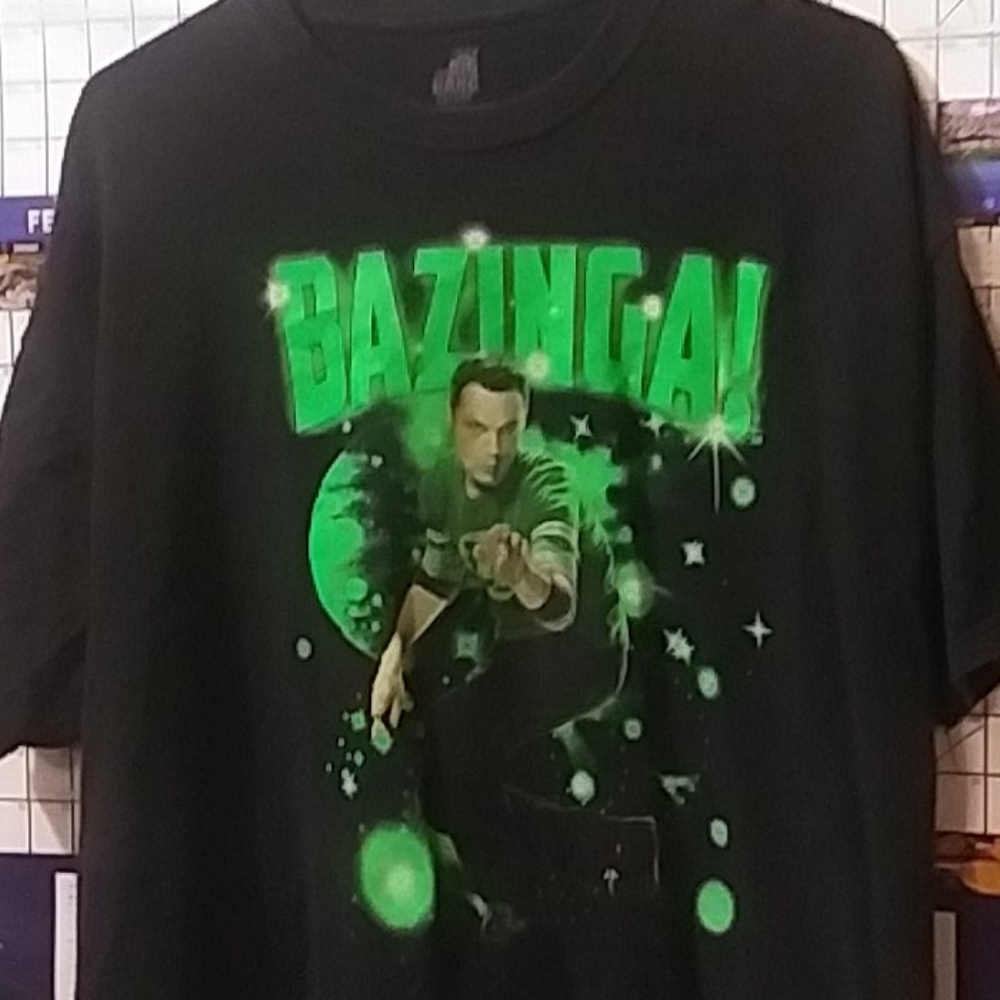 T-SHIRT